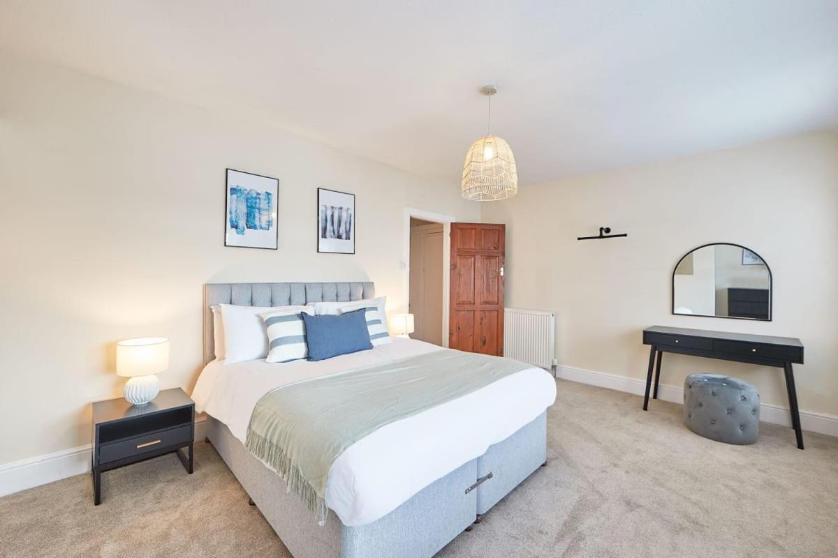 Blue Sky 3 Bedroom Cottage Whitby Luaran gambar